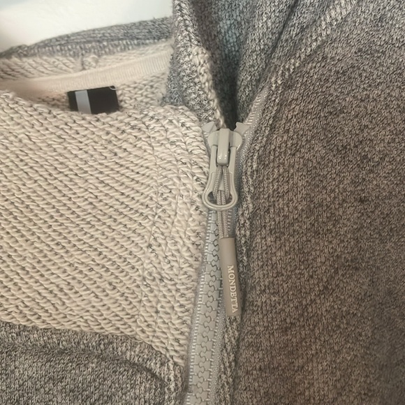 Mondetta Yoga coat - Picture 2 of 6